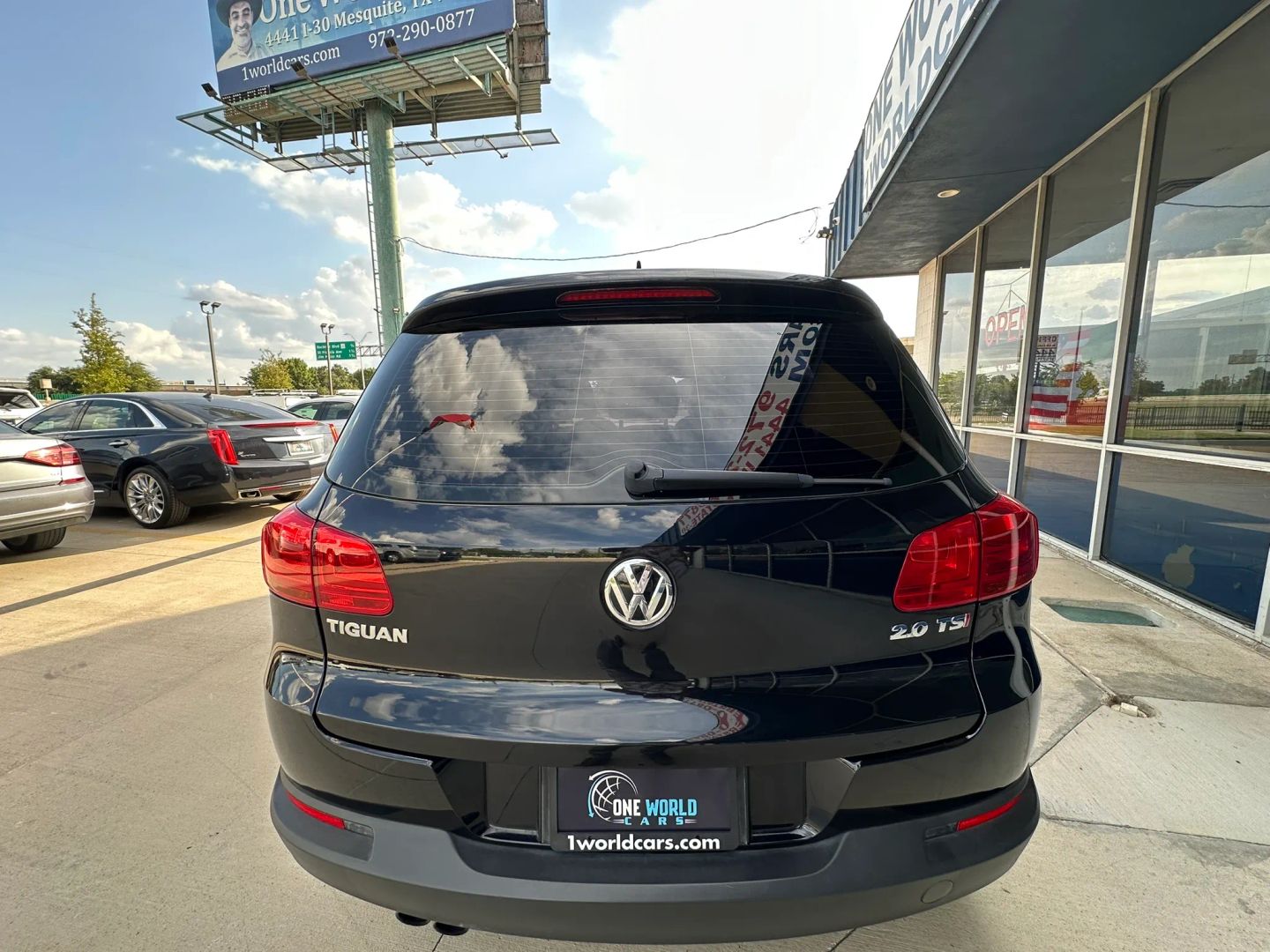 volkswagen tiguan limited 2018 WVGAV7AX2JK005650 image volkswagen tiguan limited 2018 WVGAV7AX2JK005650 image